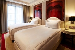 5* Luxury Hotel Berlin Center excellent location 5* Luxury Hotel Berlin Center excellent location